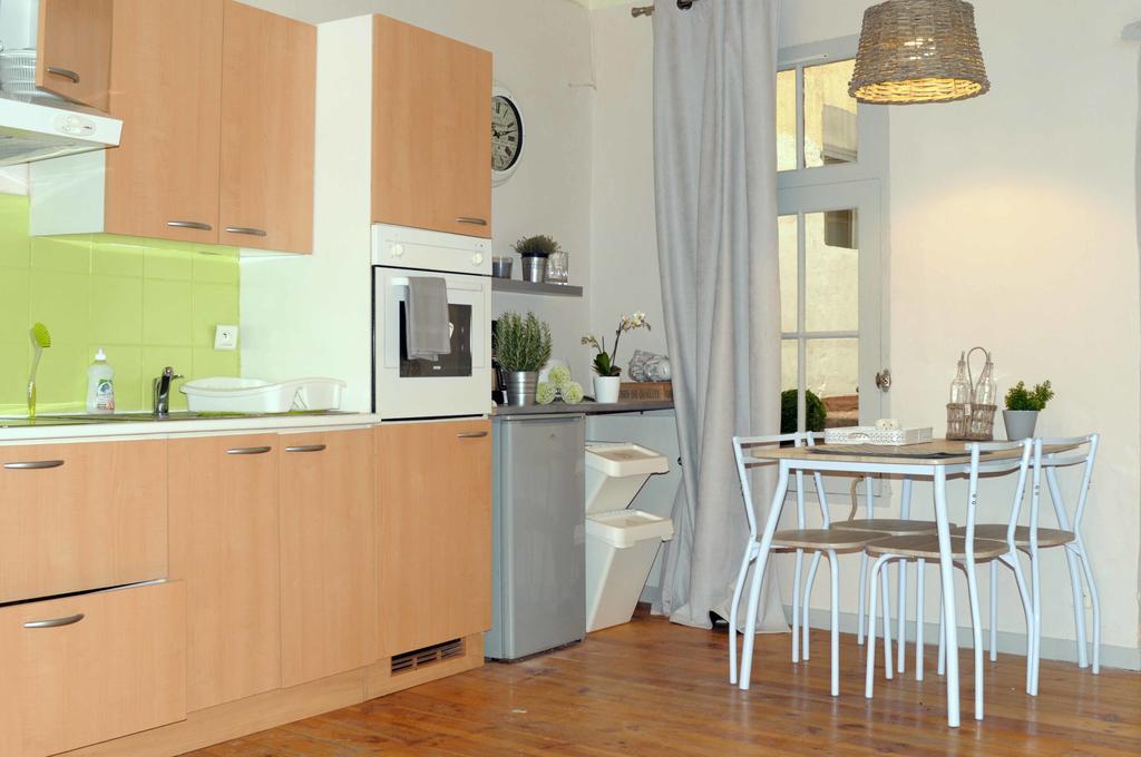 Lou Magnan L'Isle-sur-la-Sorgue Room photo